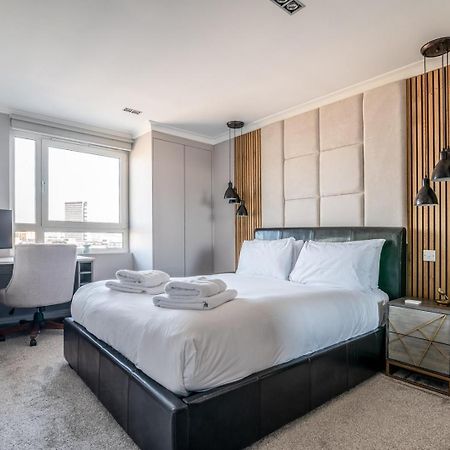 Canary Wharf Retreat With Free Secure Parking ロンドン エクステリア 写真
