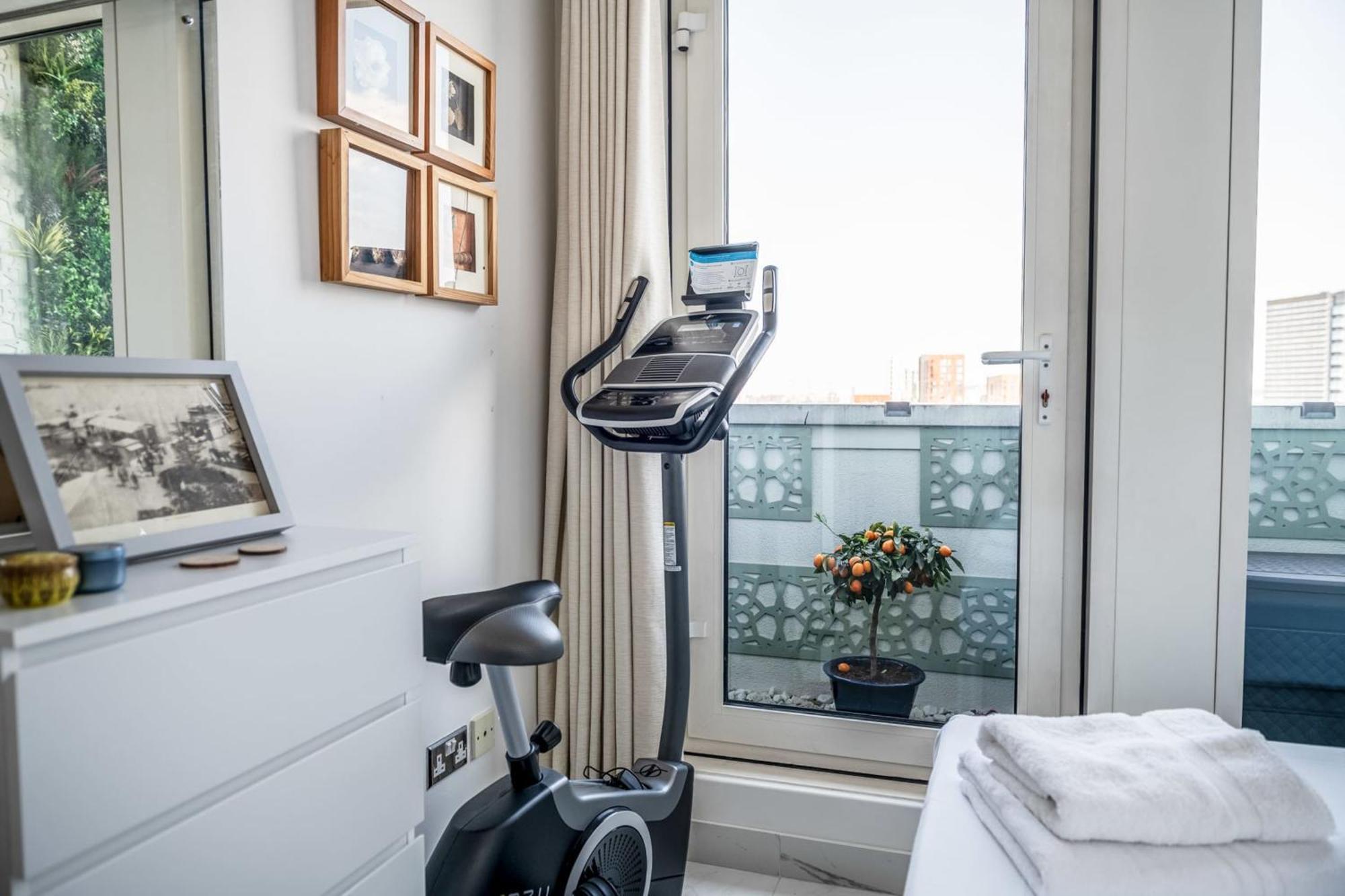 Canary Wharf Retreat With Free Secure Parking ロンドン エクステリア 写真