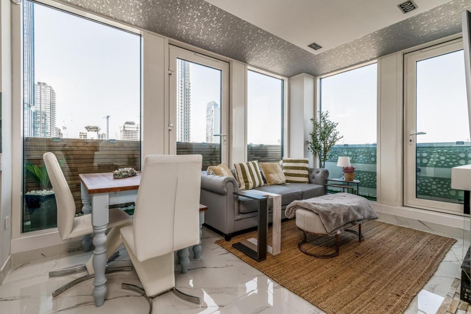 Canary Wharf Retreat With Free Secure Parking ロンドン エクステリア 写真